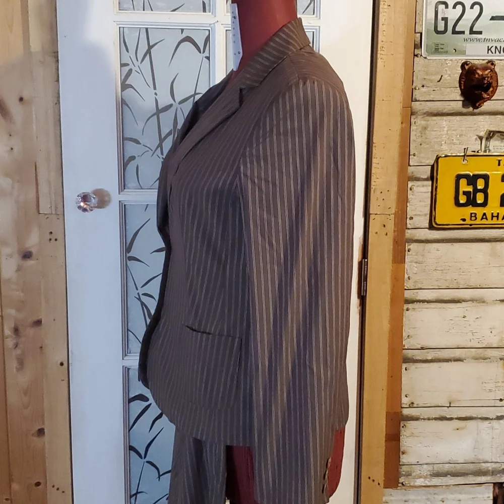 Talbots Pant Suit Tweed Pinstriped Blazer Flat front pants Size 12 Womans - Picture 2 of 8